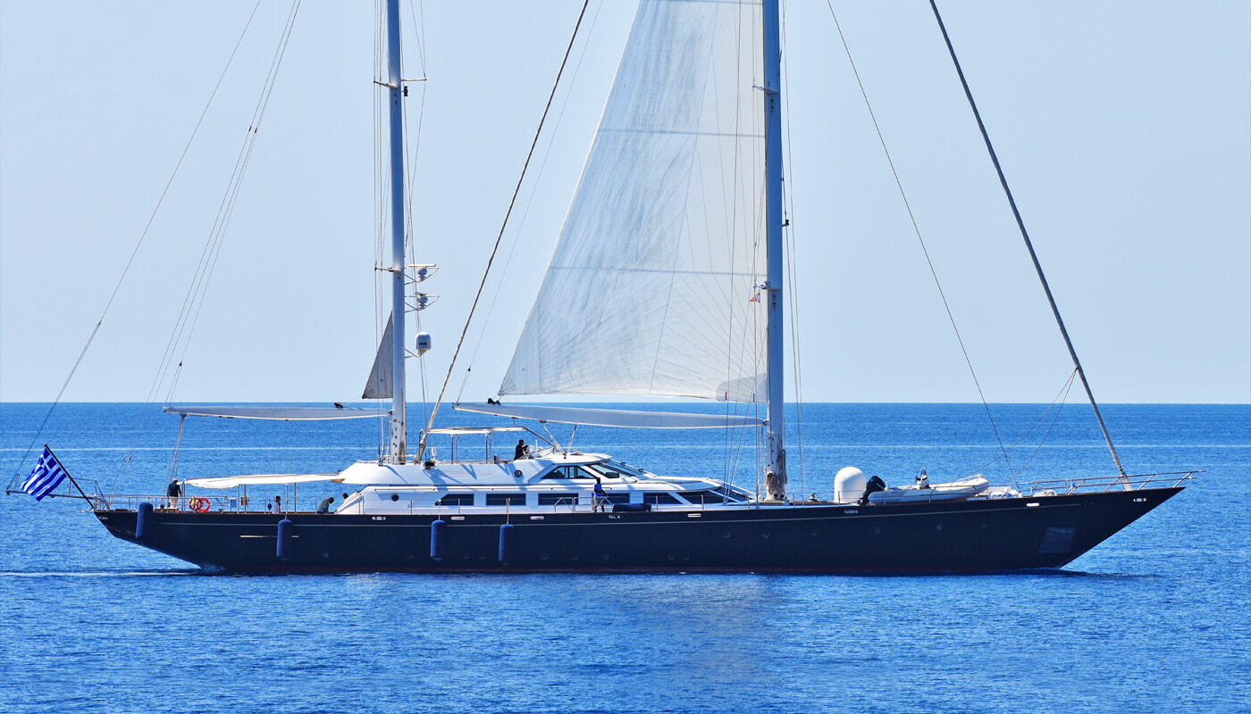 Tamarita | Perini Navi 46.50m | 1992 / 2022| 10 guests | 4 cabins | 8 crewyacht chartering