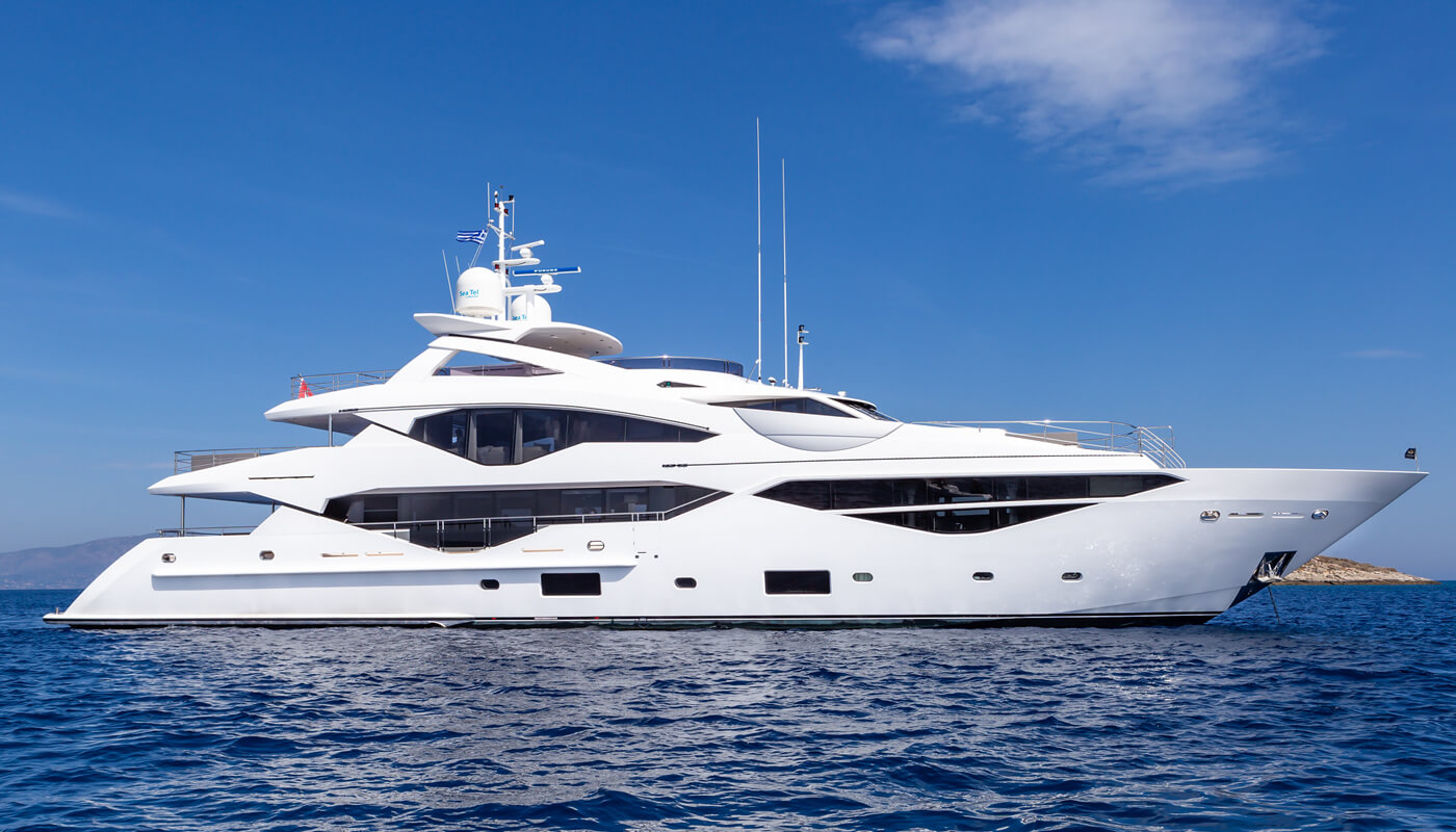 Aqua Libra 131 | Sunseeker 131 40m | 2018 | 11 guests | 5 cabins | 8 crewyacht chartering